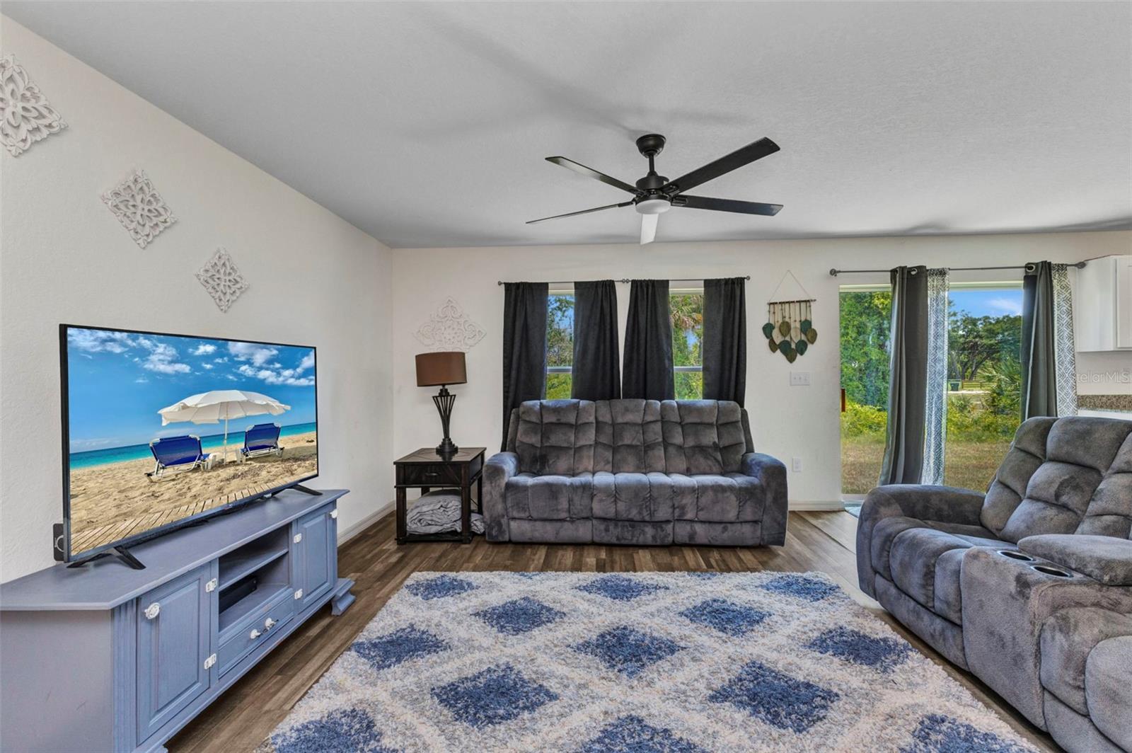 Image 14 of 58 For 3799 Laredo Avenue