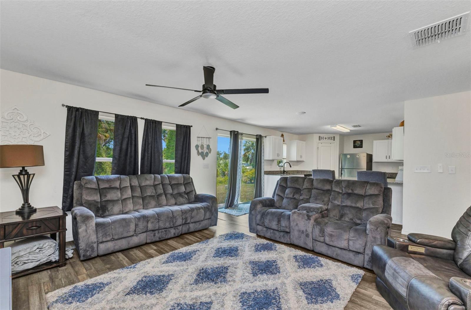 Image 15 of 58 For 3799 Laredo Avenue