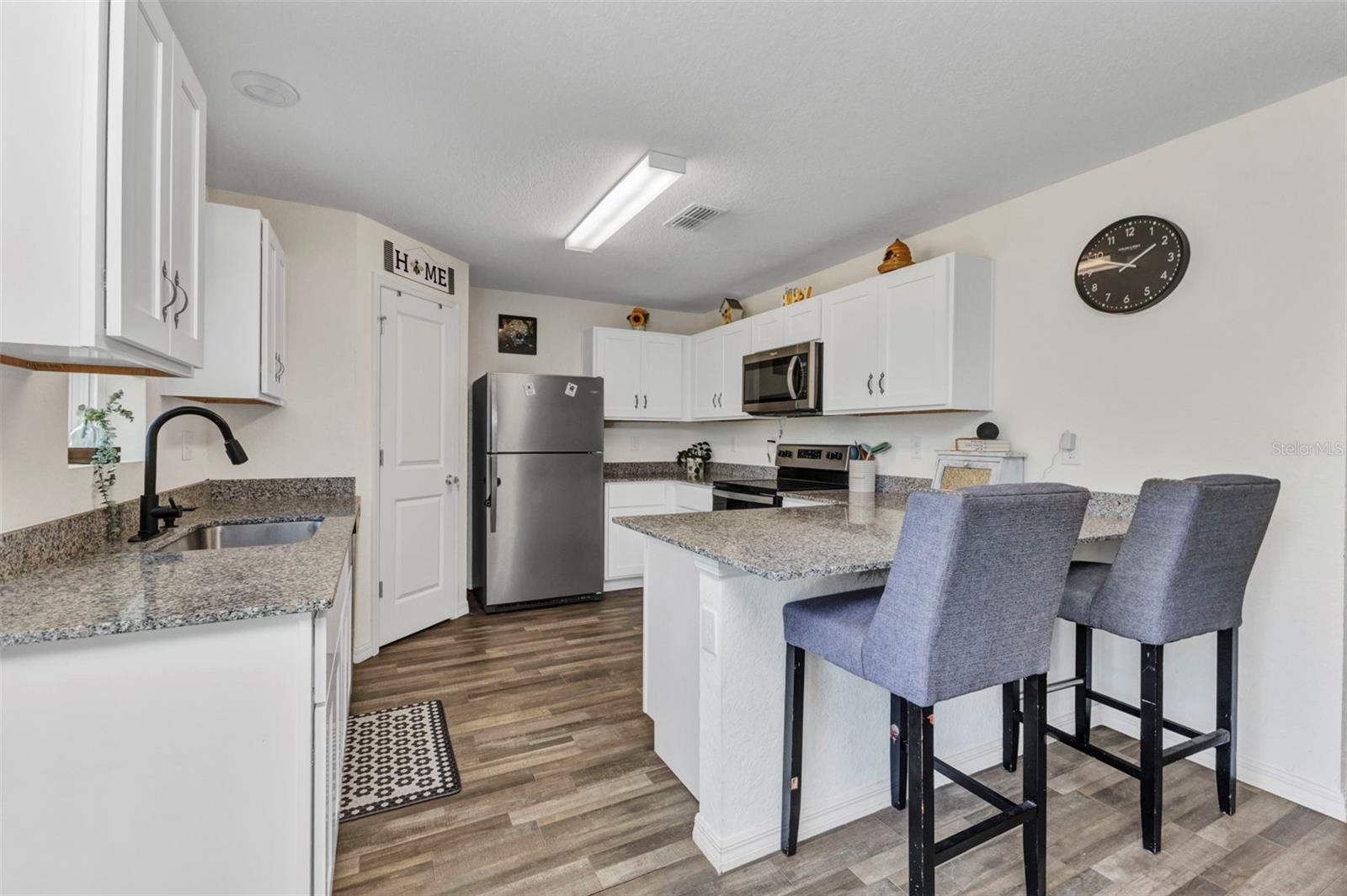 Image 17 of 58 For 3799 Laredo Avenue