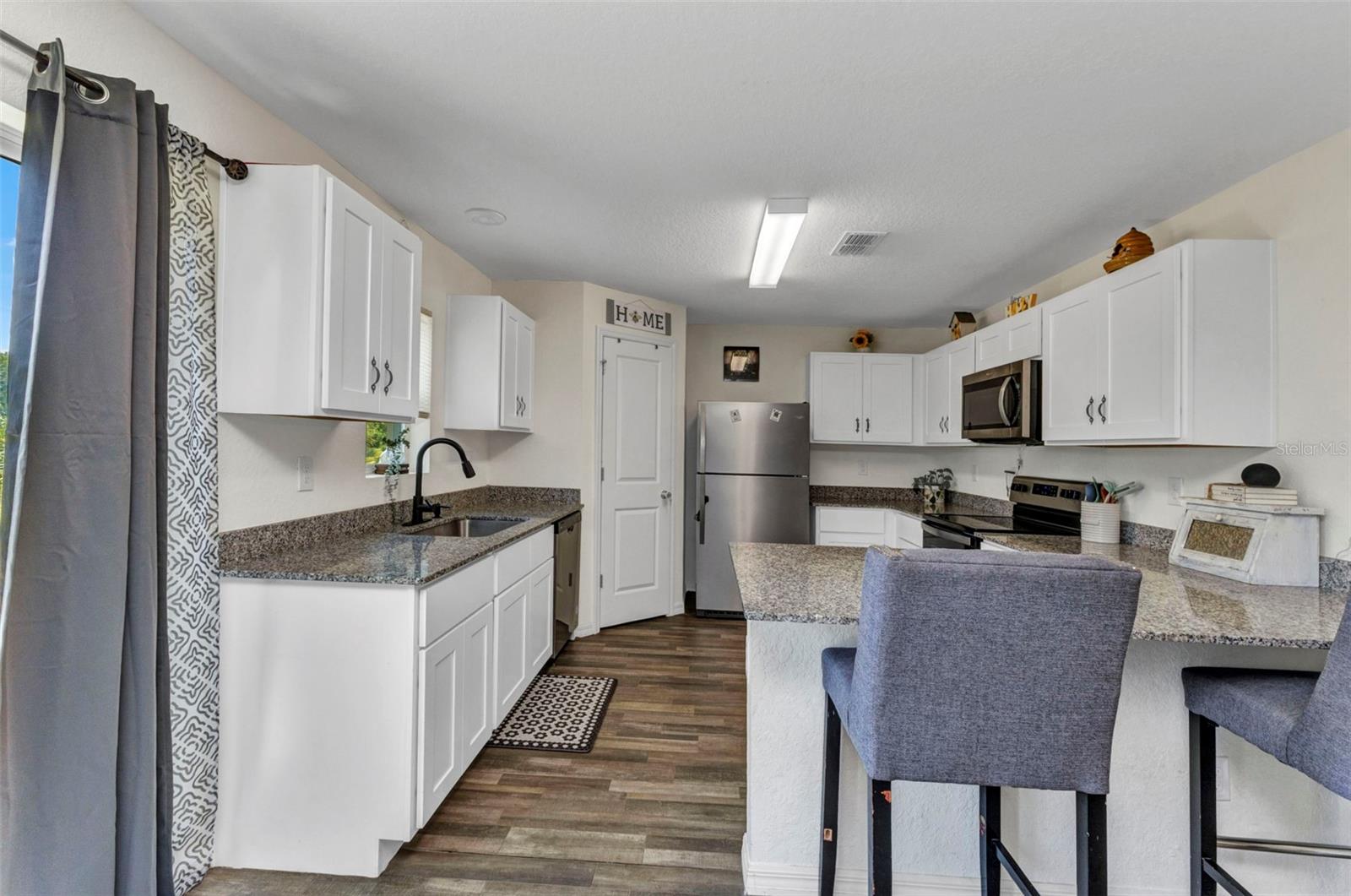 Image 18 of 58 For 3799 Laredo Avenue