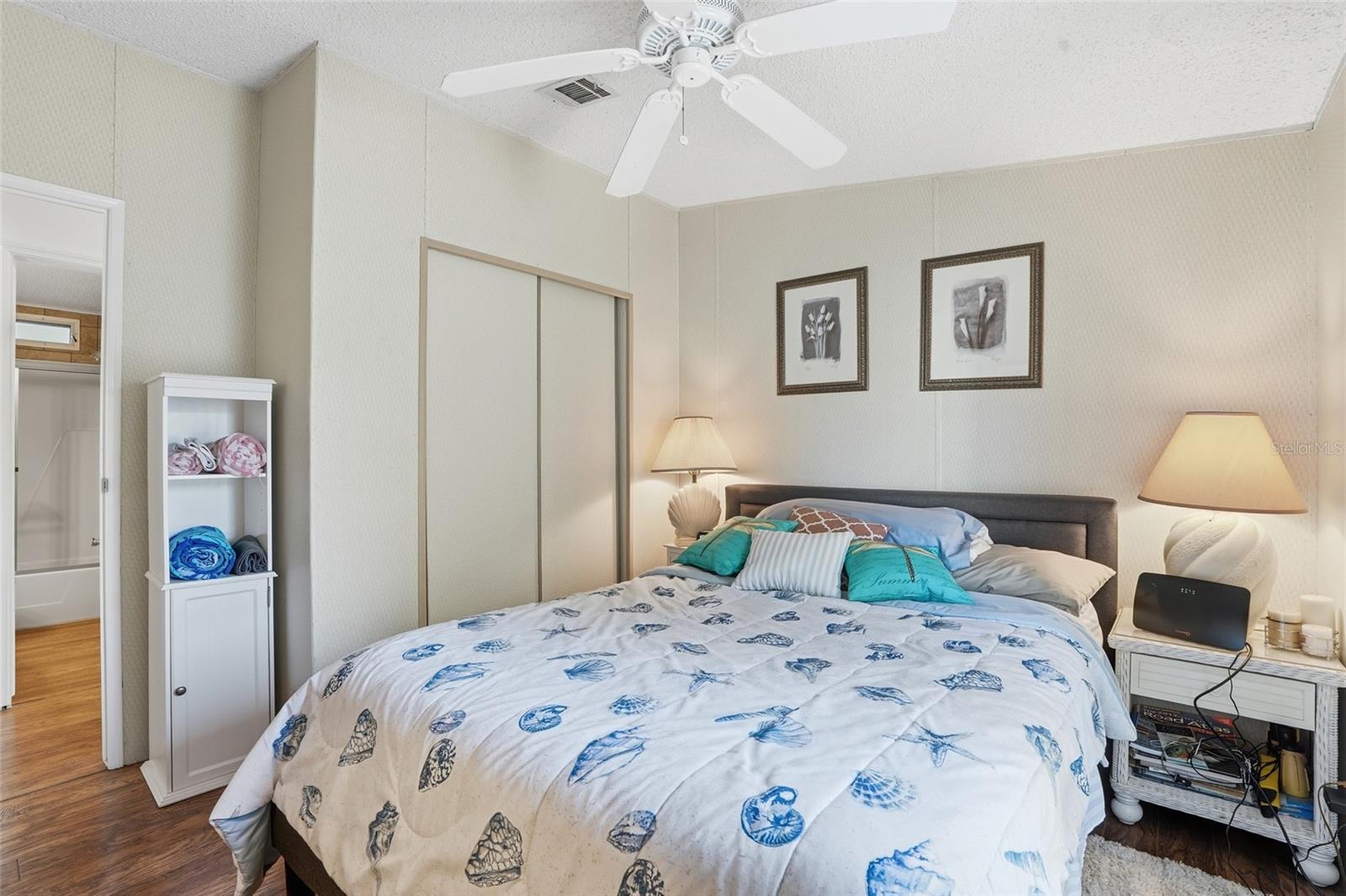 Image 17 of 41 For 763 Lakeside Drive