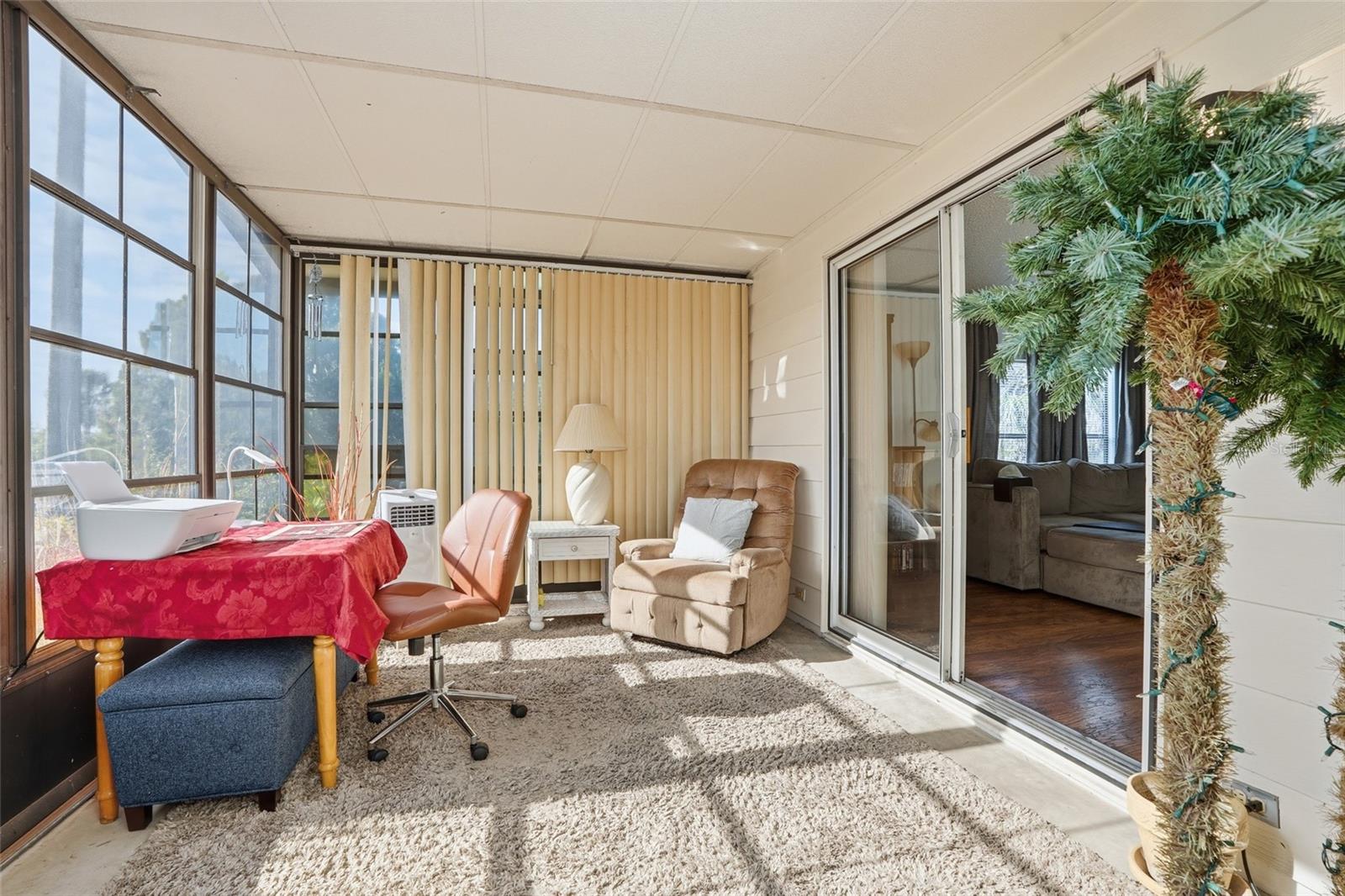 Image 21 of 41 For 763 Lakeside Drive