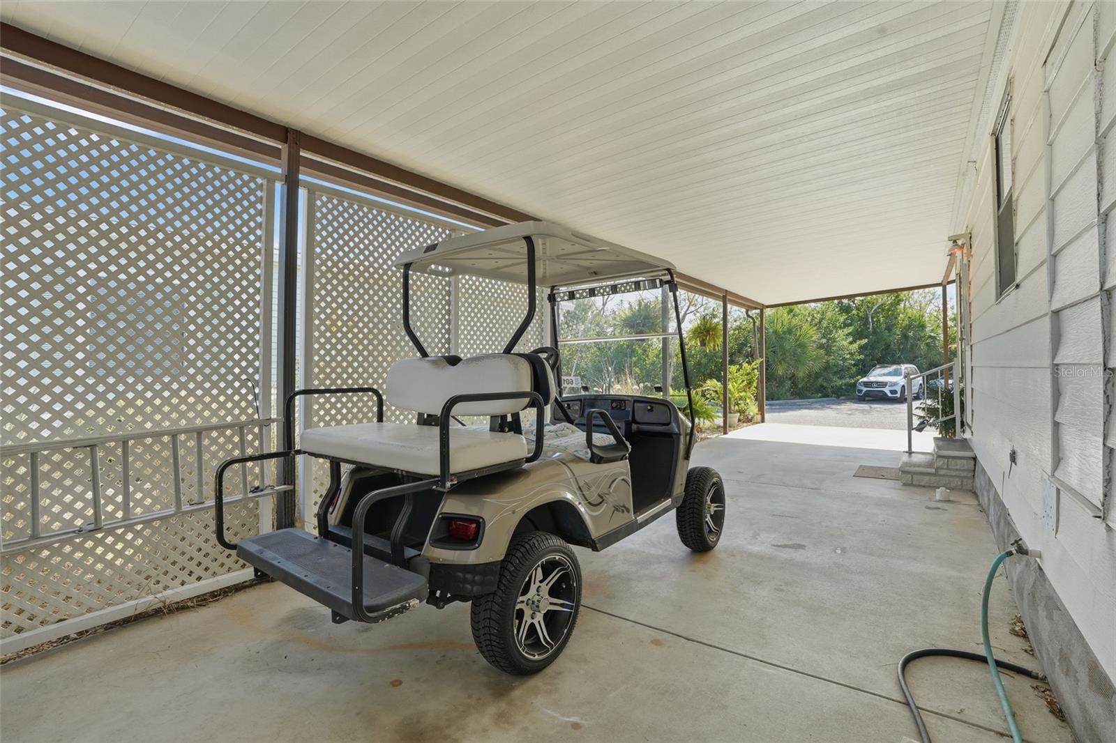 Image 23 of 41 For 763 Lakeside Drive