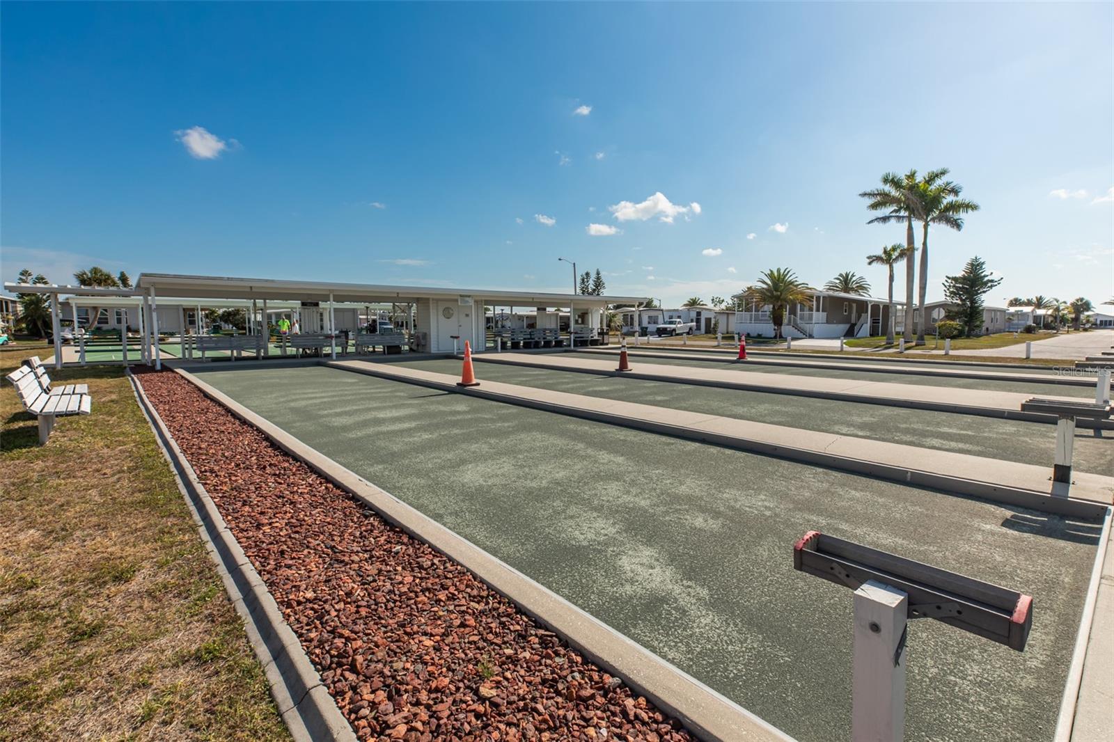 Image 32 of 41 For 763 Lakeside Drive