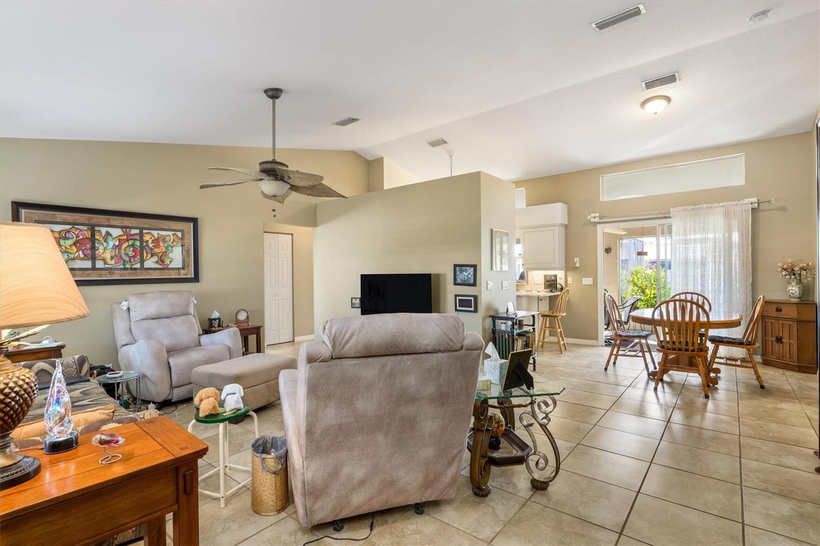 Image 7 of 43 For 4397 Mulgrave Avenue