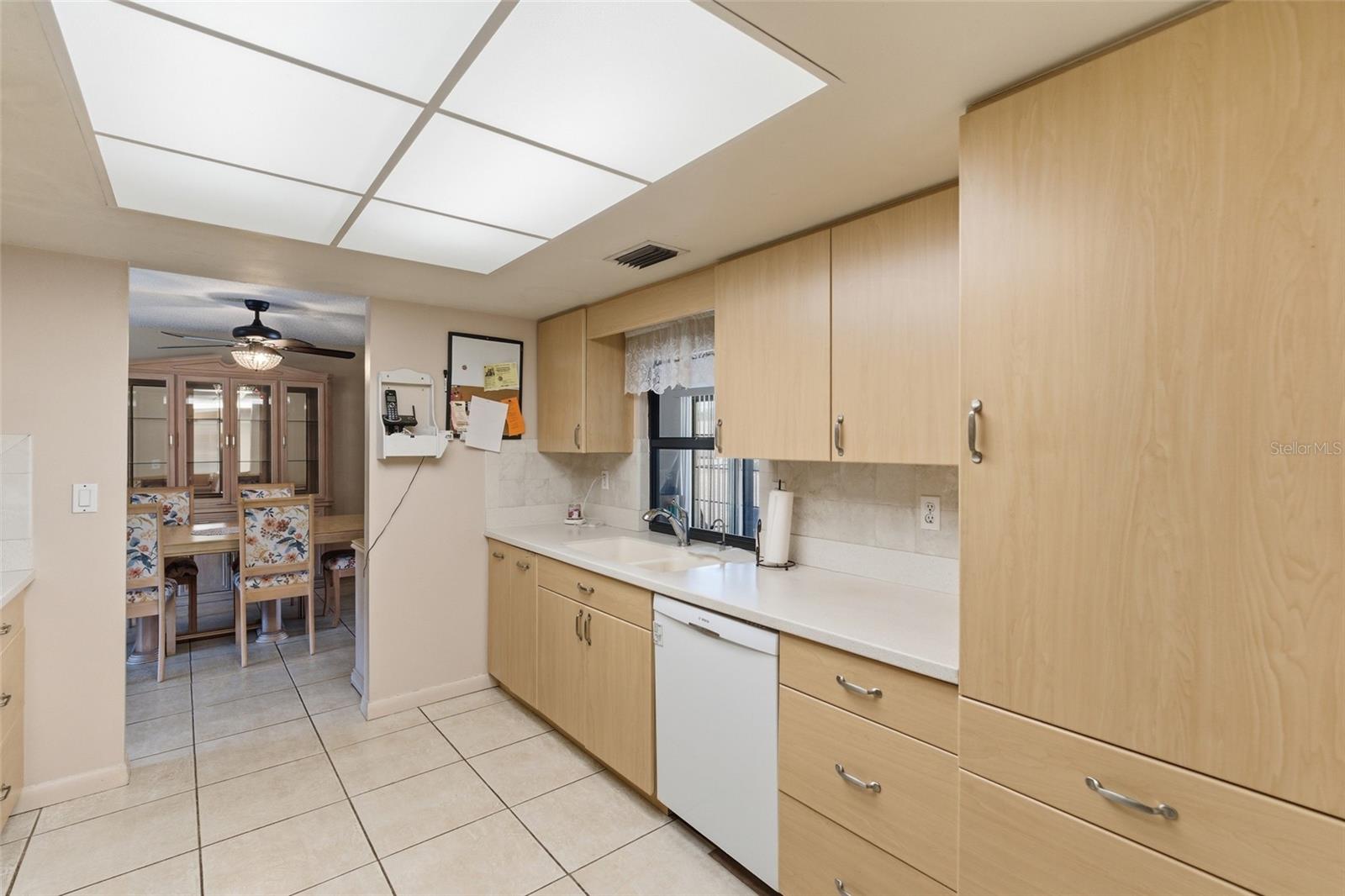 Image 17 of 47 For 1437 Rommel Street