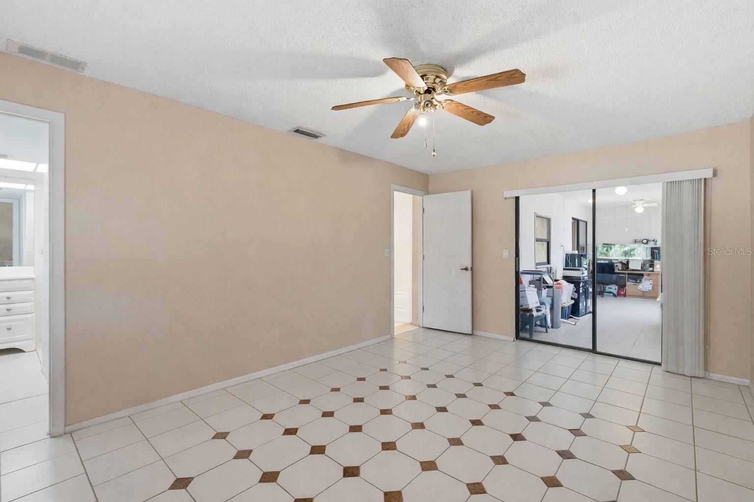 Image 20 of 47 For 1437 Rommel Street