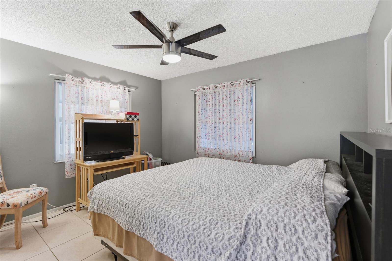 Image 23 of 47 For 1437 Rommel Street