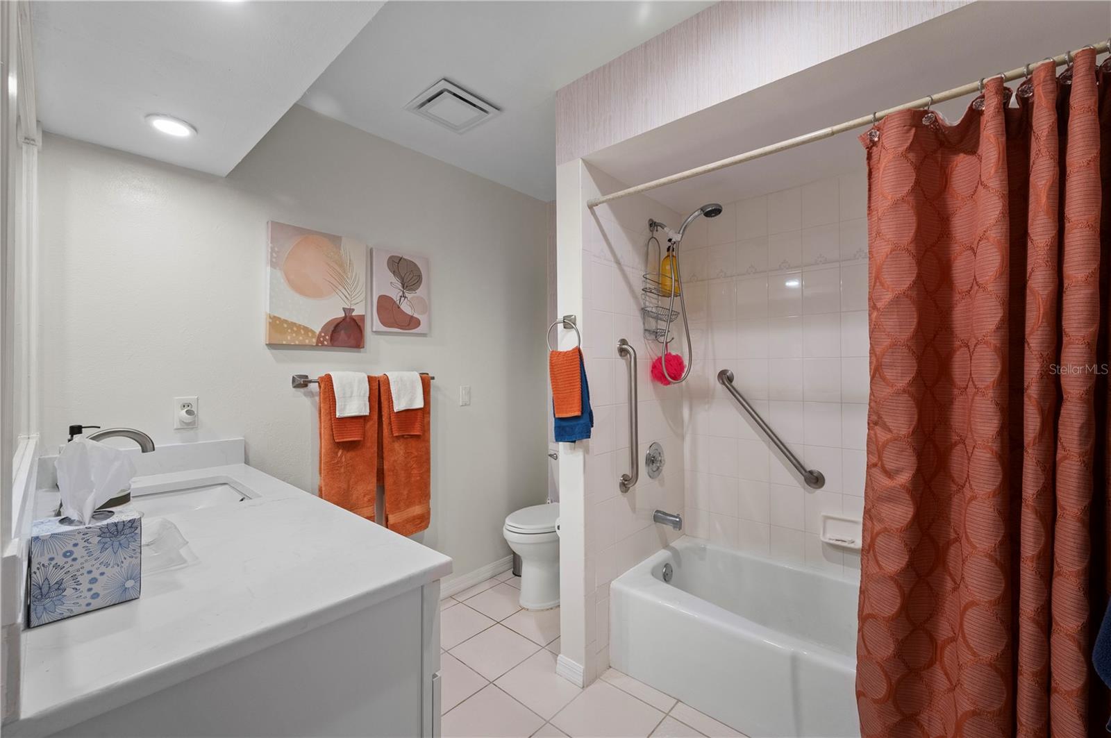 Image 36 of 50 For 11365 Essex Drive