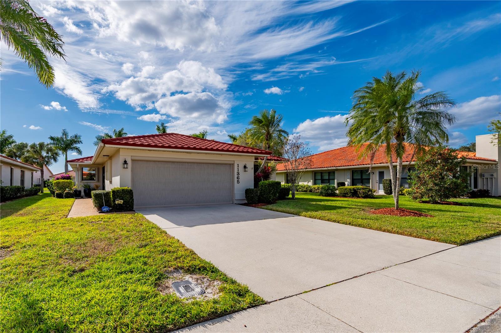 Image 4 of 50 For 11365 Essex Drive