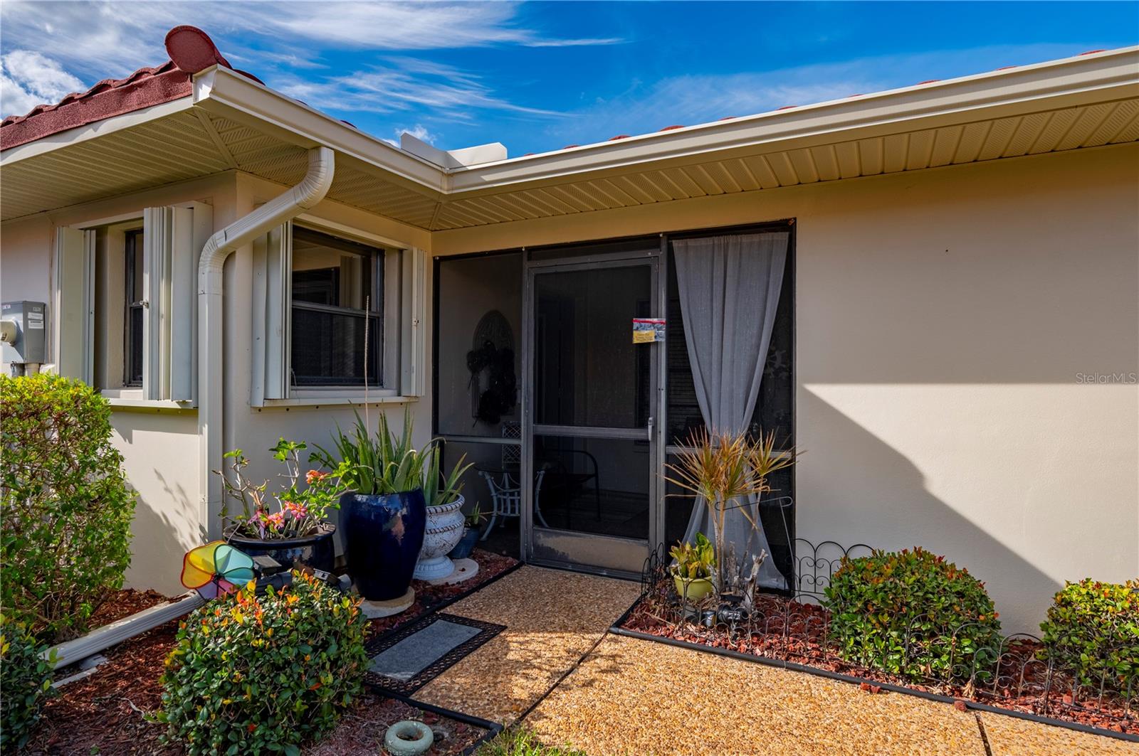 Image 6 of 50 For 11365 Essex Drive