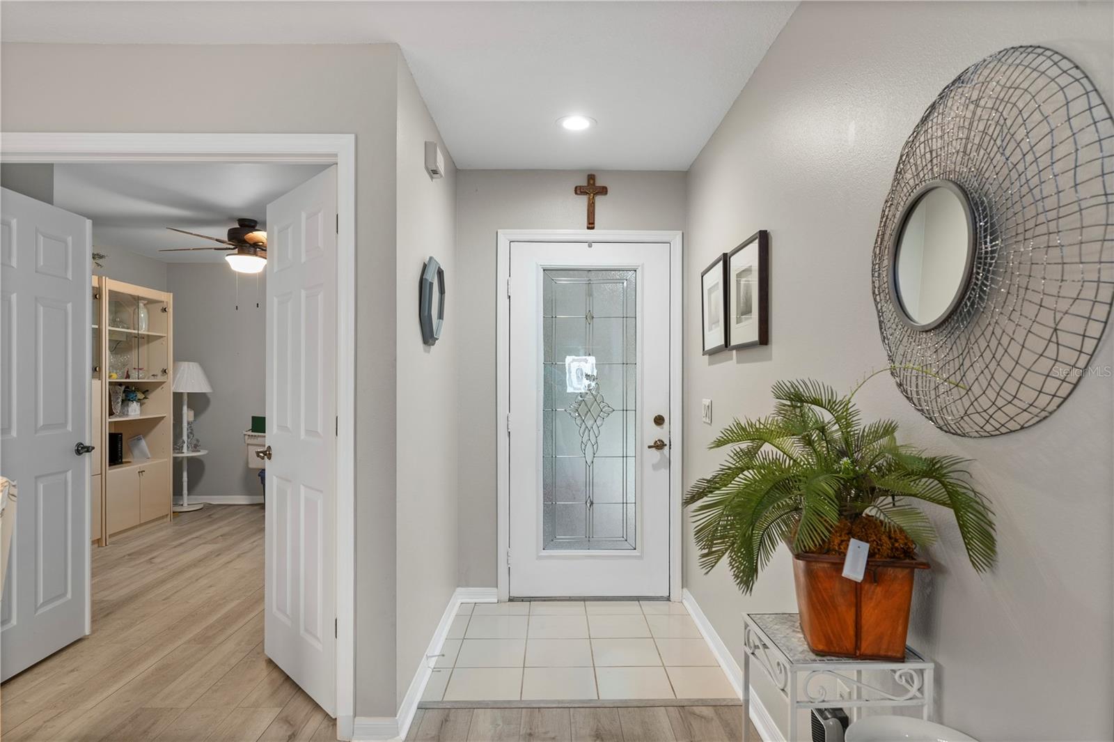 Image 8 of 50 For 11365 Essex Drive