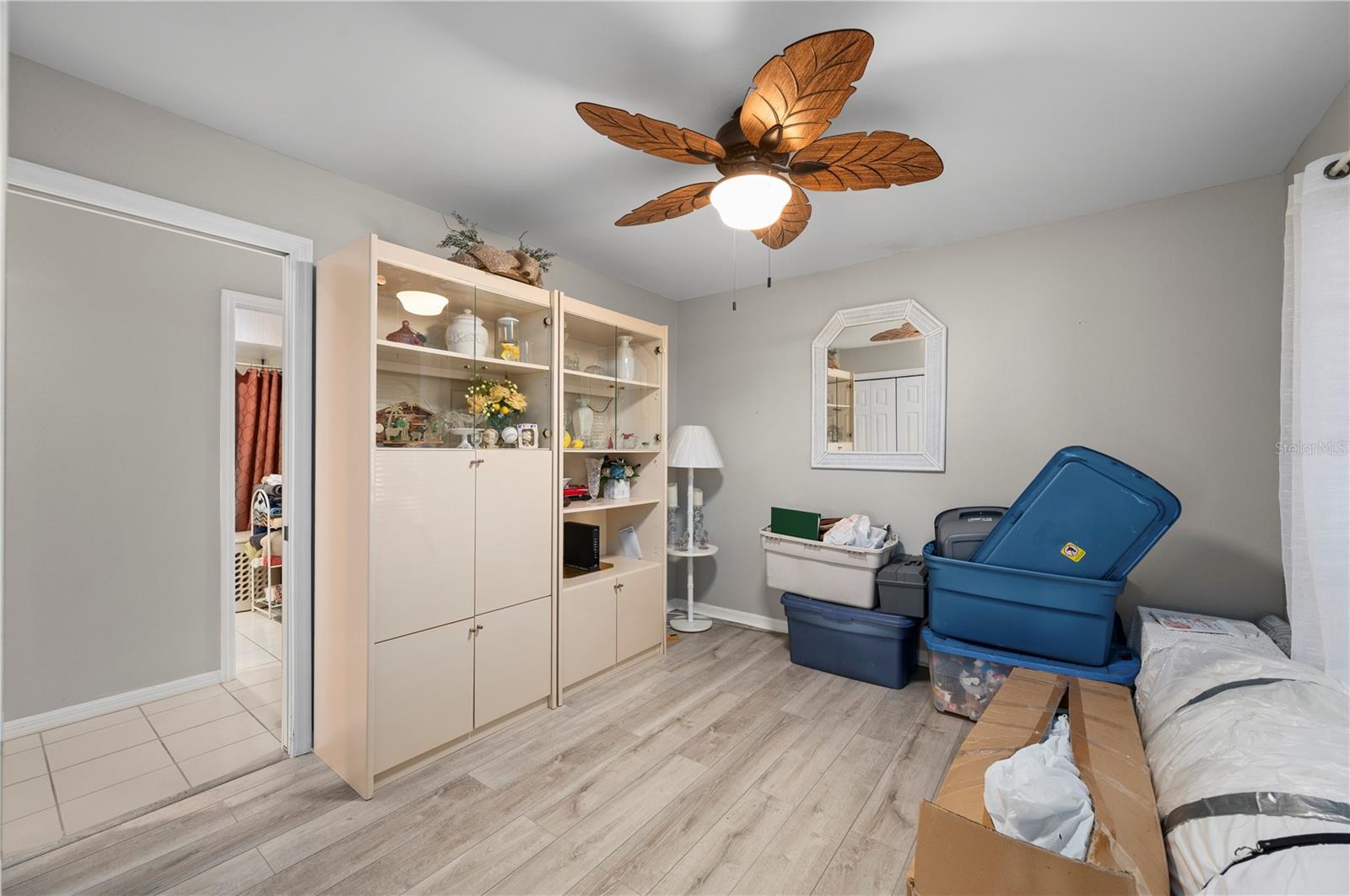 Image 9 of 50 For 11365 Essex Drive