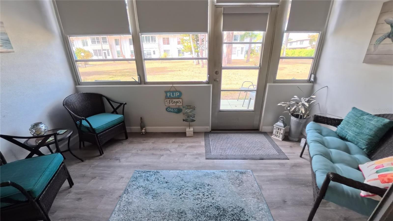 Image 27 of 43 For 2437 Harbor Boulevard 108