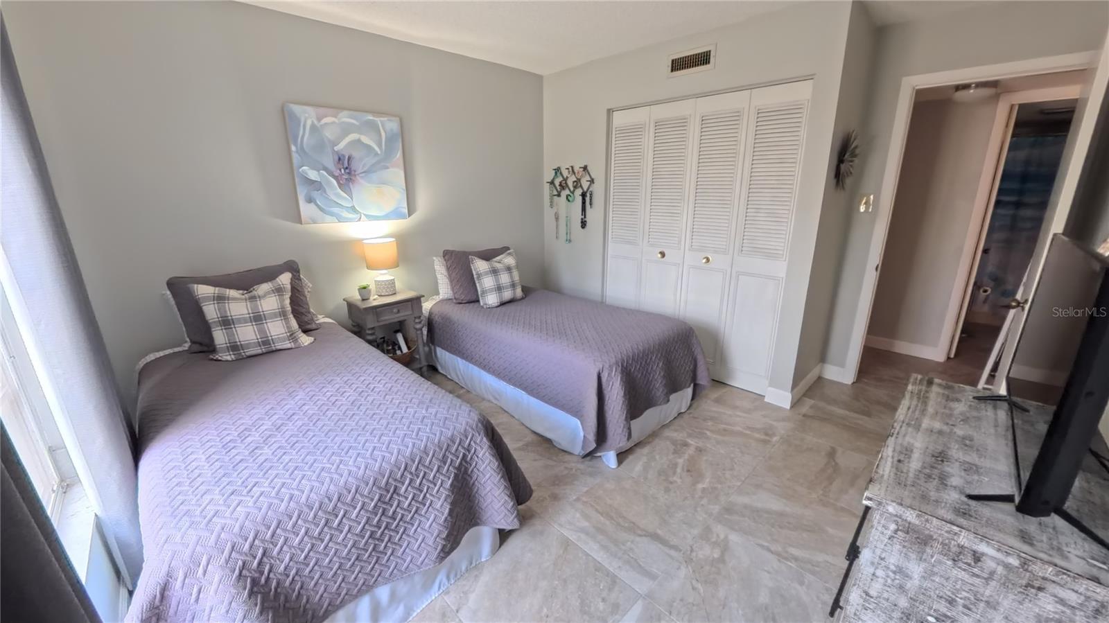 Image 34 of 43 For 2437 Harbor Boulevard 108