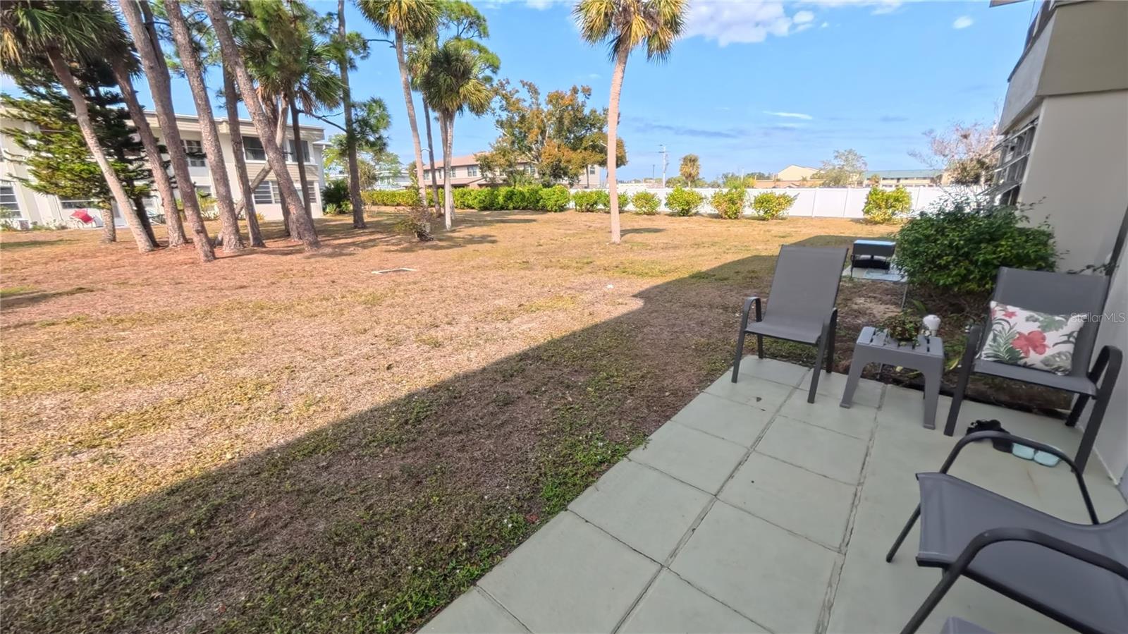 Image 39 of 43 For 2437 Harbor Boulevard 108