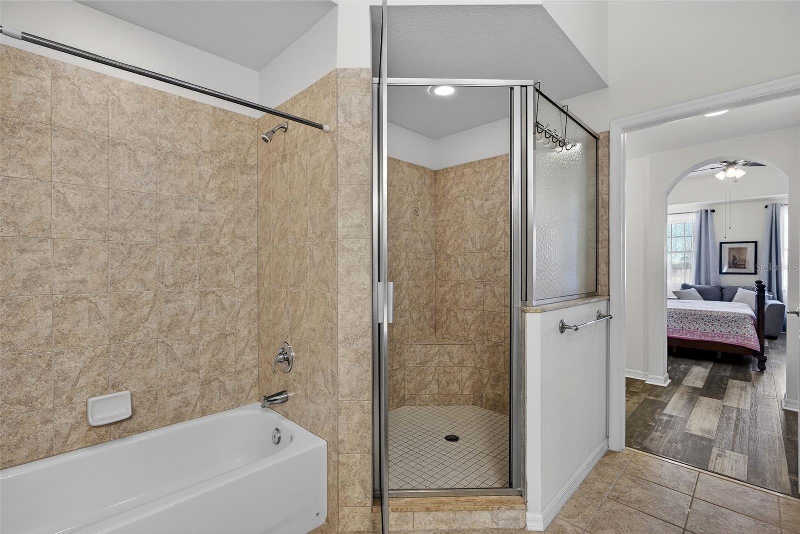 Image 16 of 53 For 5115 Melbourne Street A303