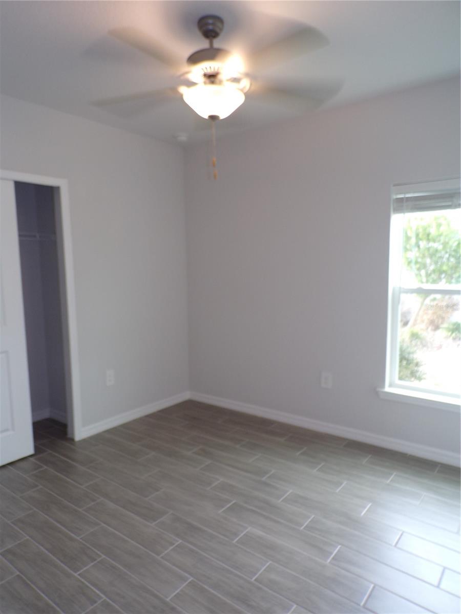 Image 18 of 34 For 25442 Colon Drive