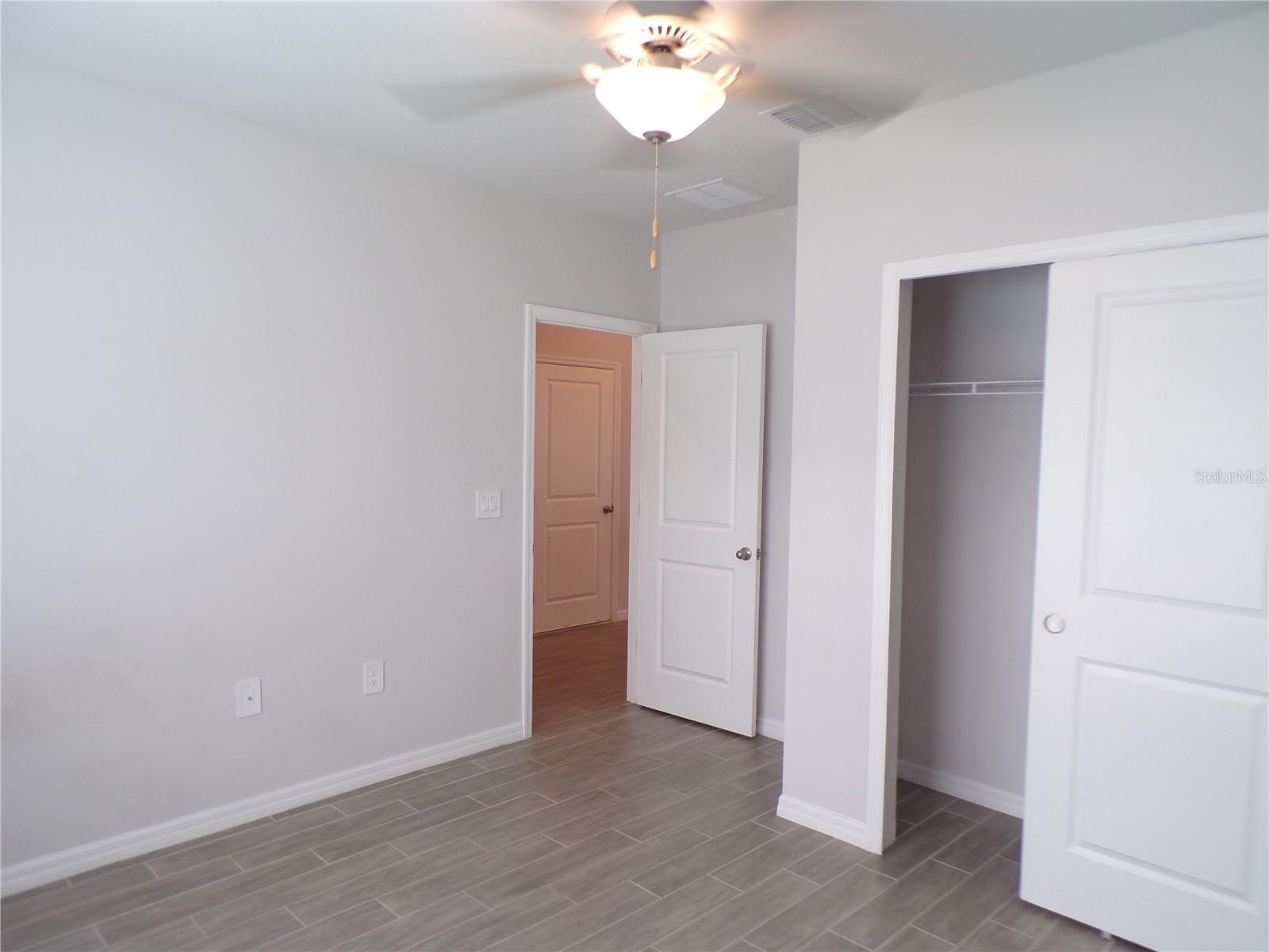 Image 20 of 34 For 25442 Colon Drive