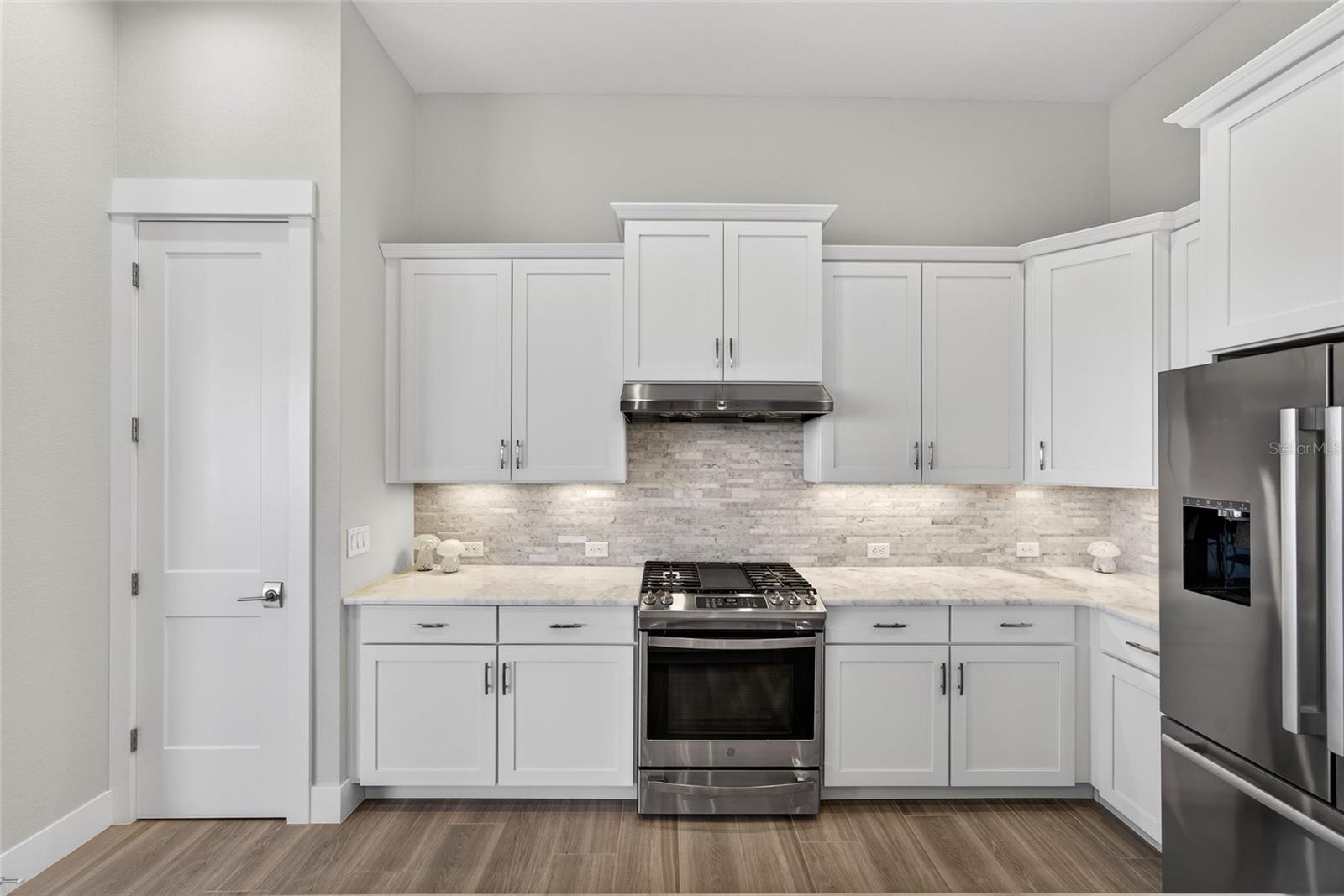 Image 13 of 48 For 3307 Dominica Court