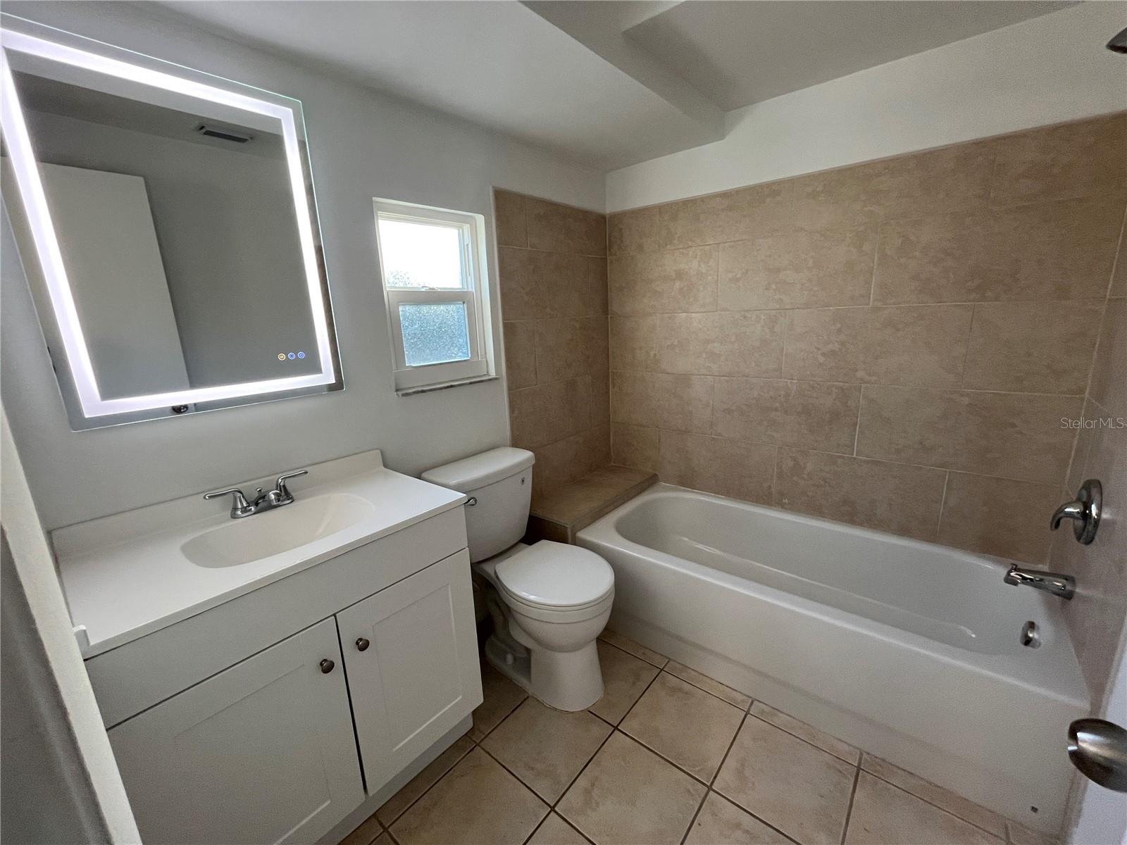 Image 16 of 19 For 1057 Tropical Avenue Nw