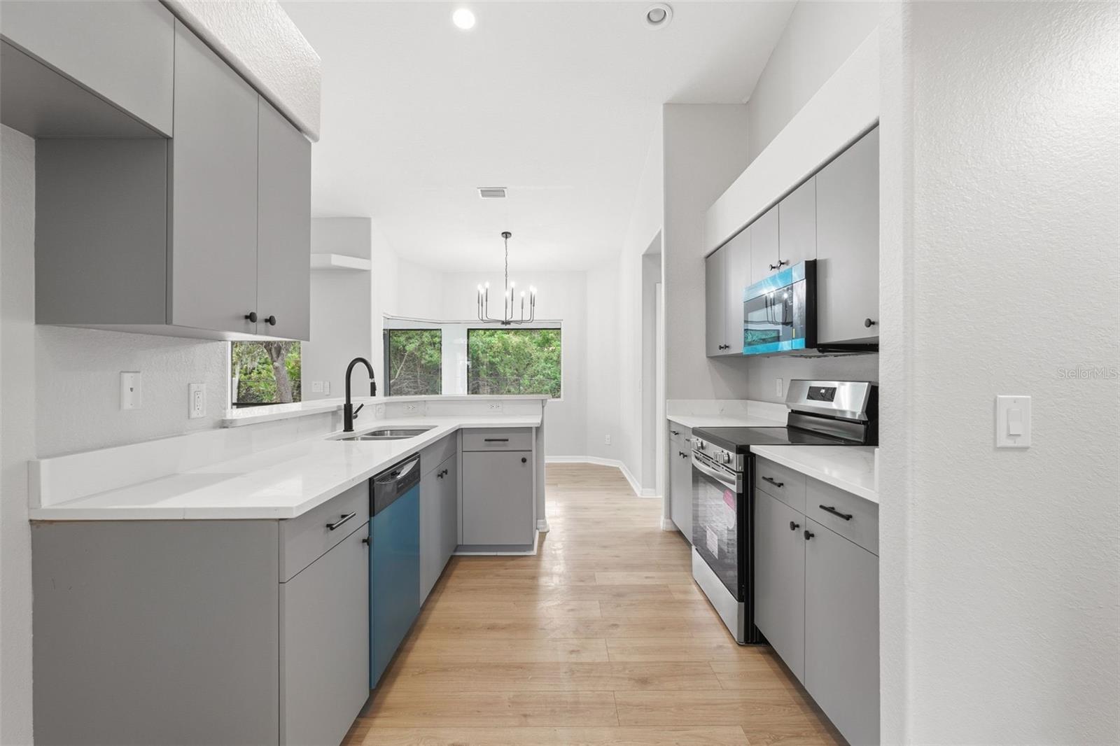 Image 11 of 49 For 1431 Torino Street