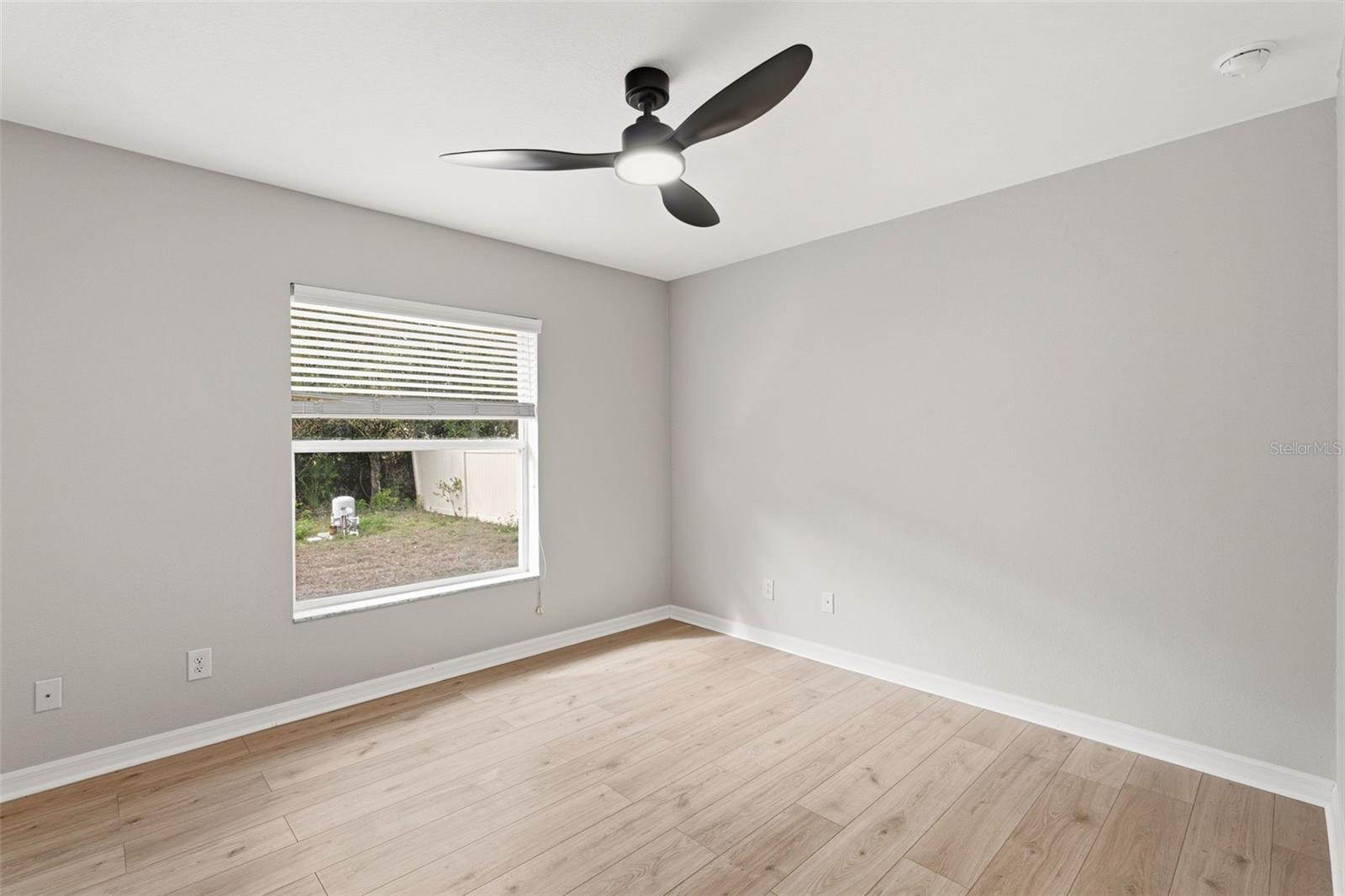 Image 19 of 49 For 1431 Torino Street