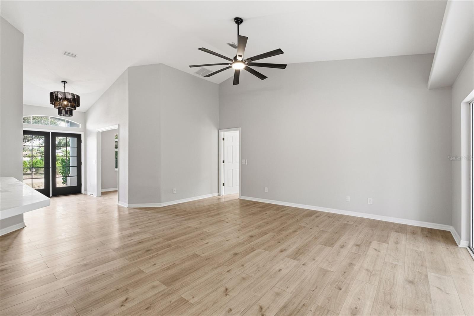 Image 27 of 49 For 1431 Torino Street