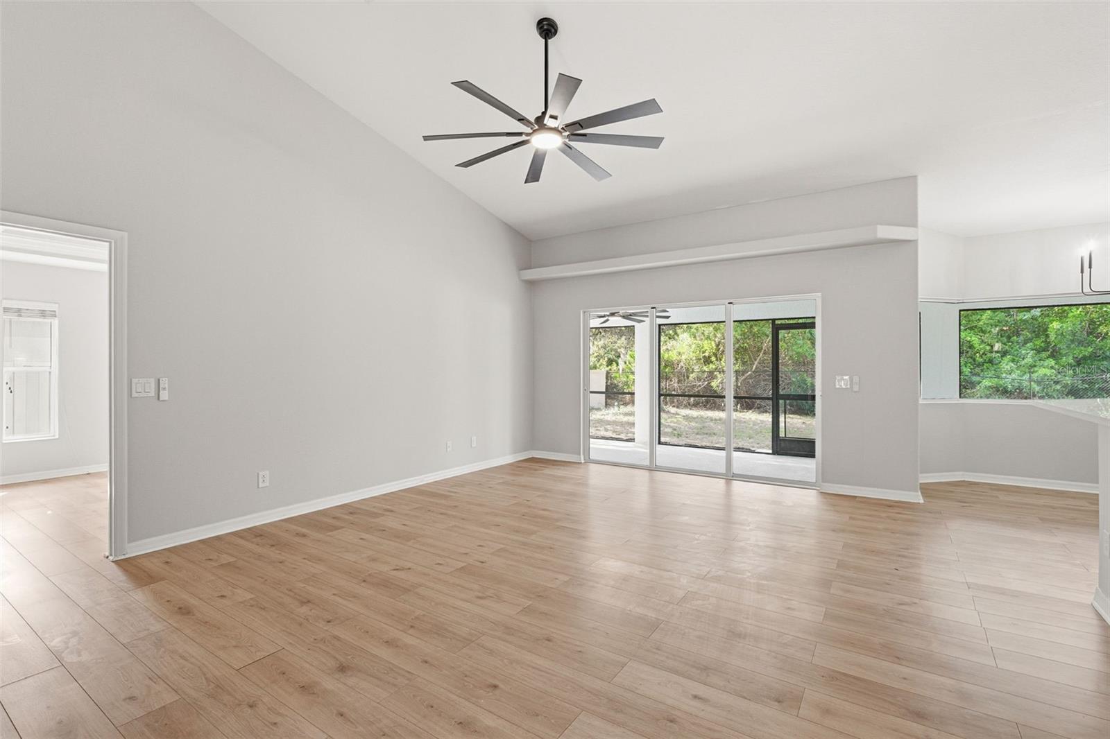 Image 28 of 49 For 1431 Torino Street