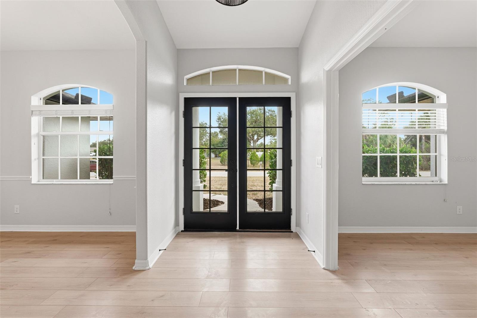 Image 6 of 49 For 1431 Torino Street