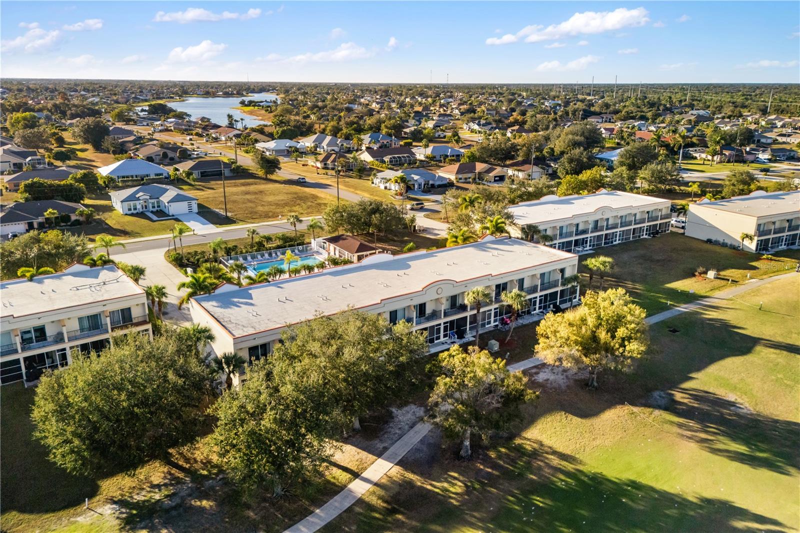 Image 10 of 33 For 1216 Rio De Janeiro Avenue 301