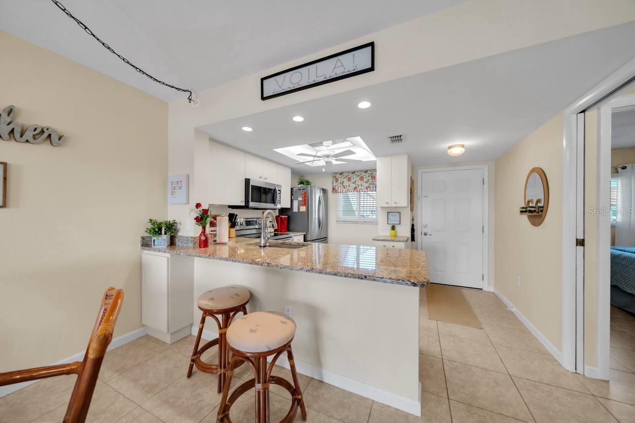 Image 16 of 50 For 25275 Rampart Boulevard 1601