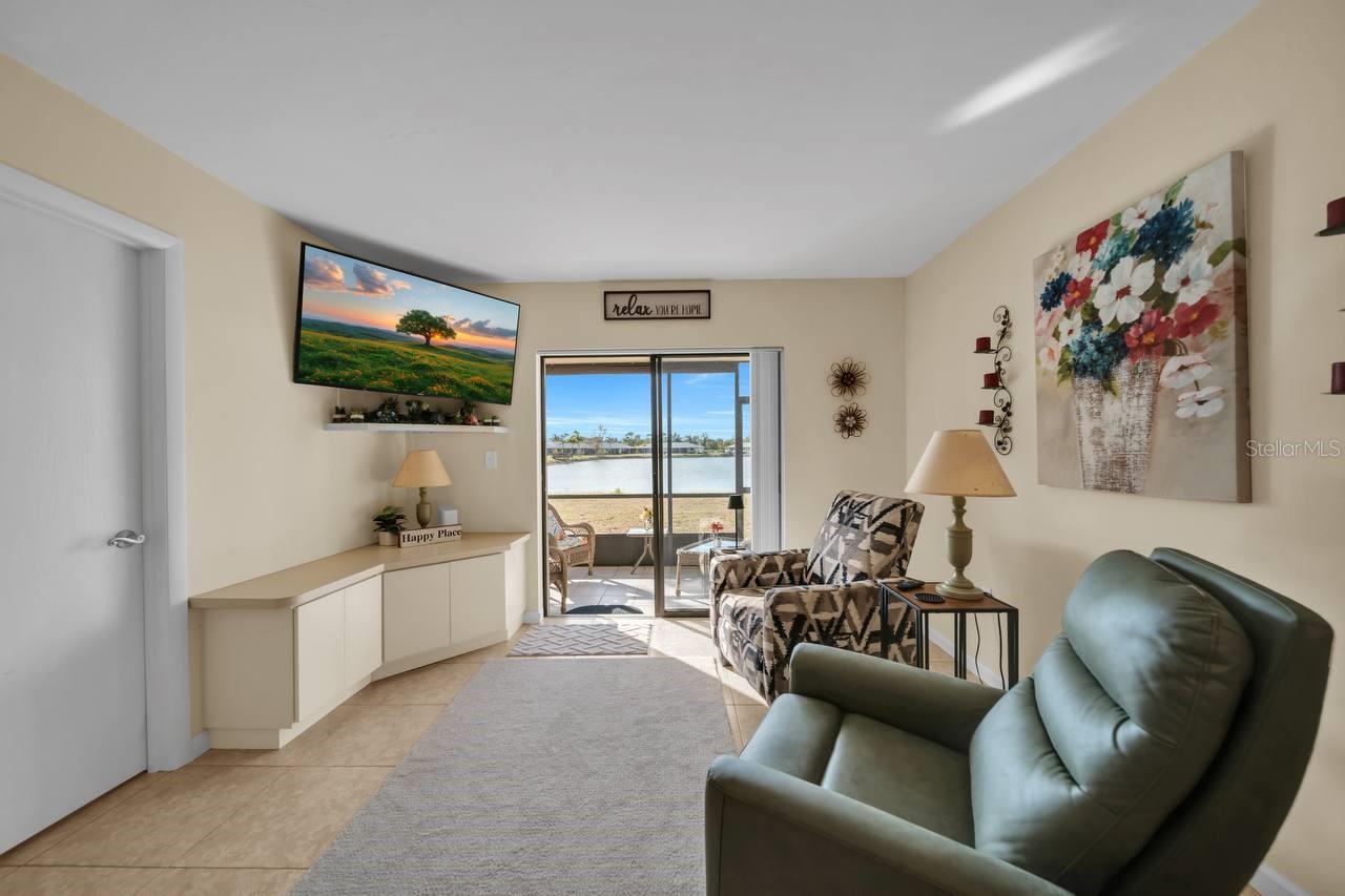 Image 20 of 50 For 25275 Rampart Boulevard 1601