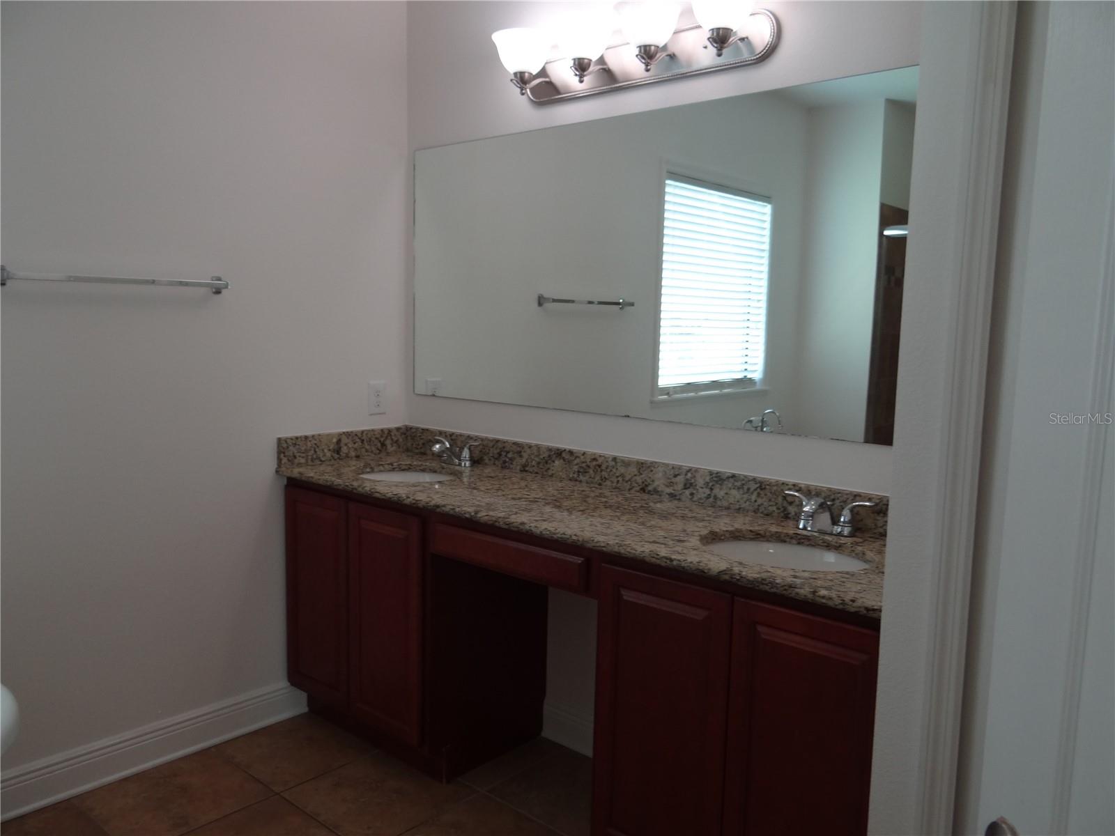 Image 12 of 20 For 4052 River Bank Way