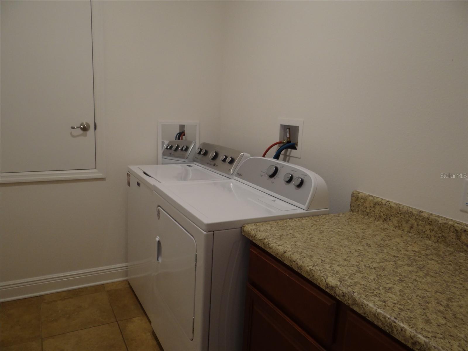 Image 17 of 20 For 4052 River Bank Way