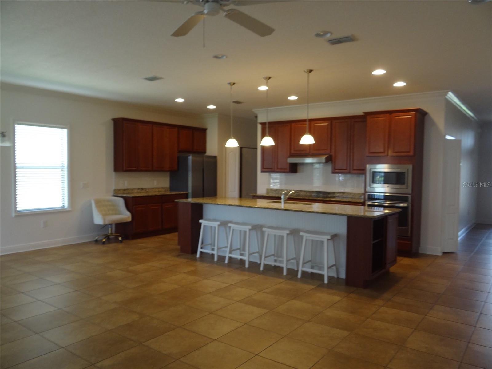 Image 6 of 20 For 4052 River Bank Way