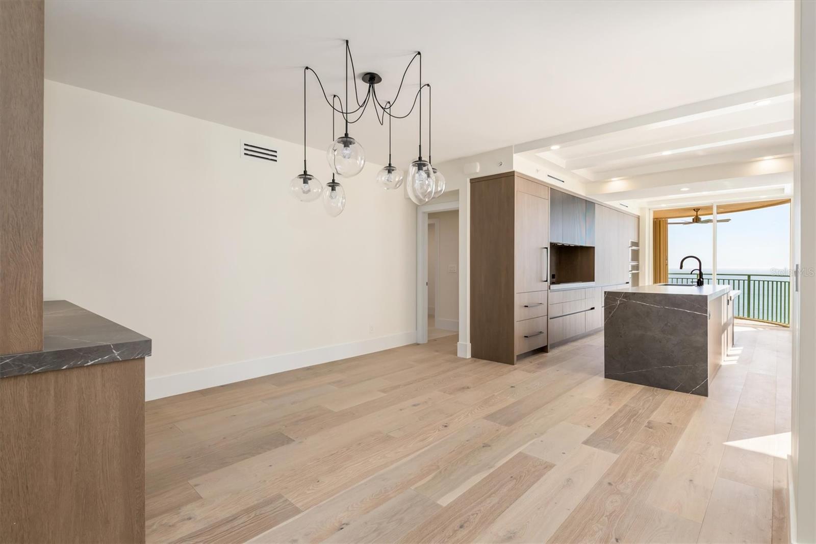 Image 11 of 60 For 980 Cape Marco Drive 1705