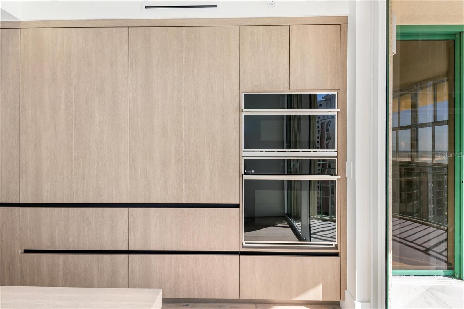 Image 16 of 60 For 980 Cape Marco Drive 1705