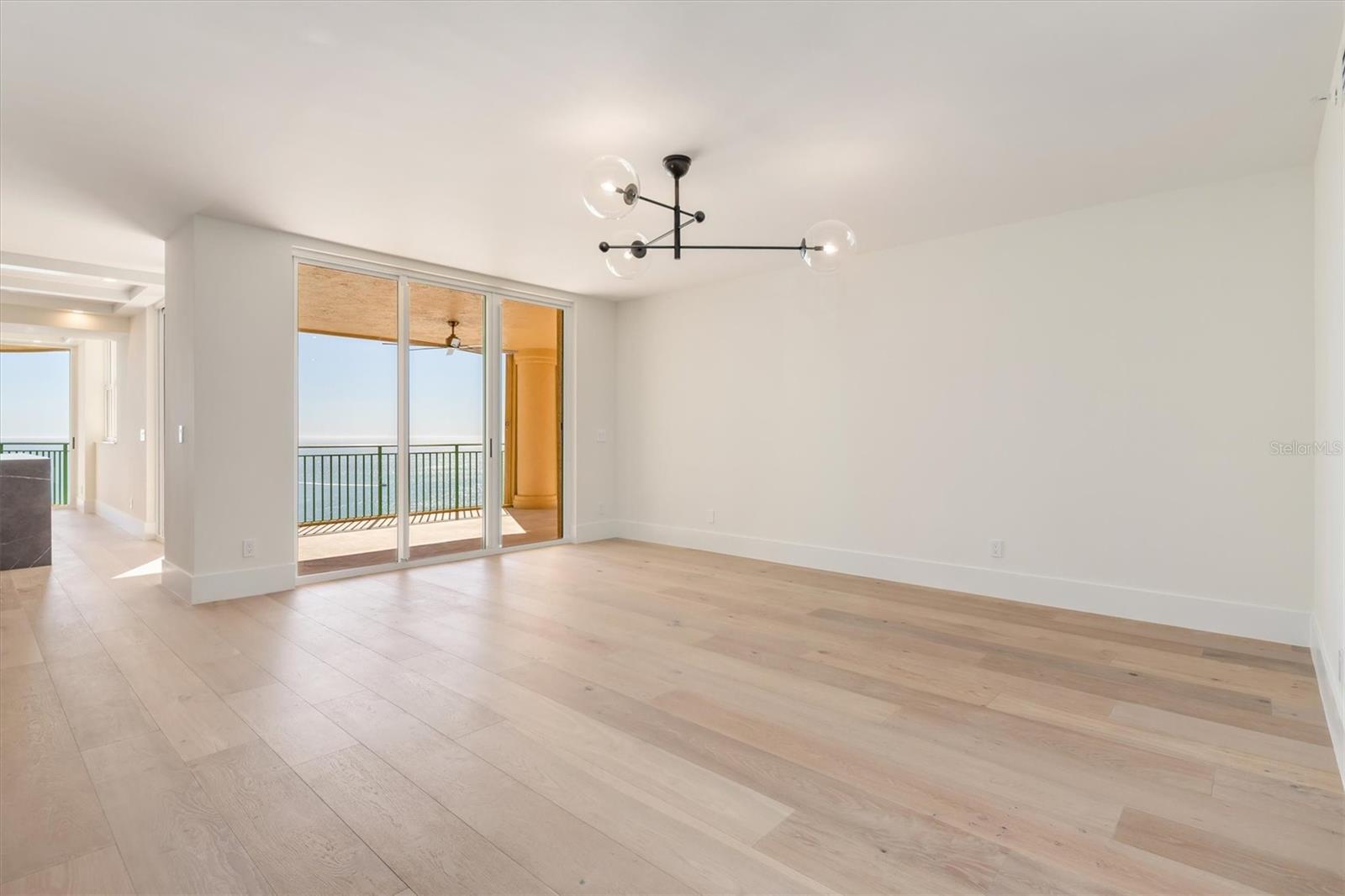 Image 9 of 60 For 980 Cape Marco Drive 1705