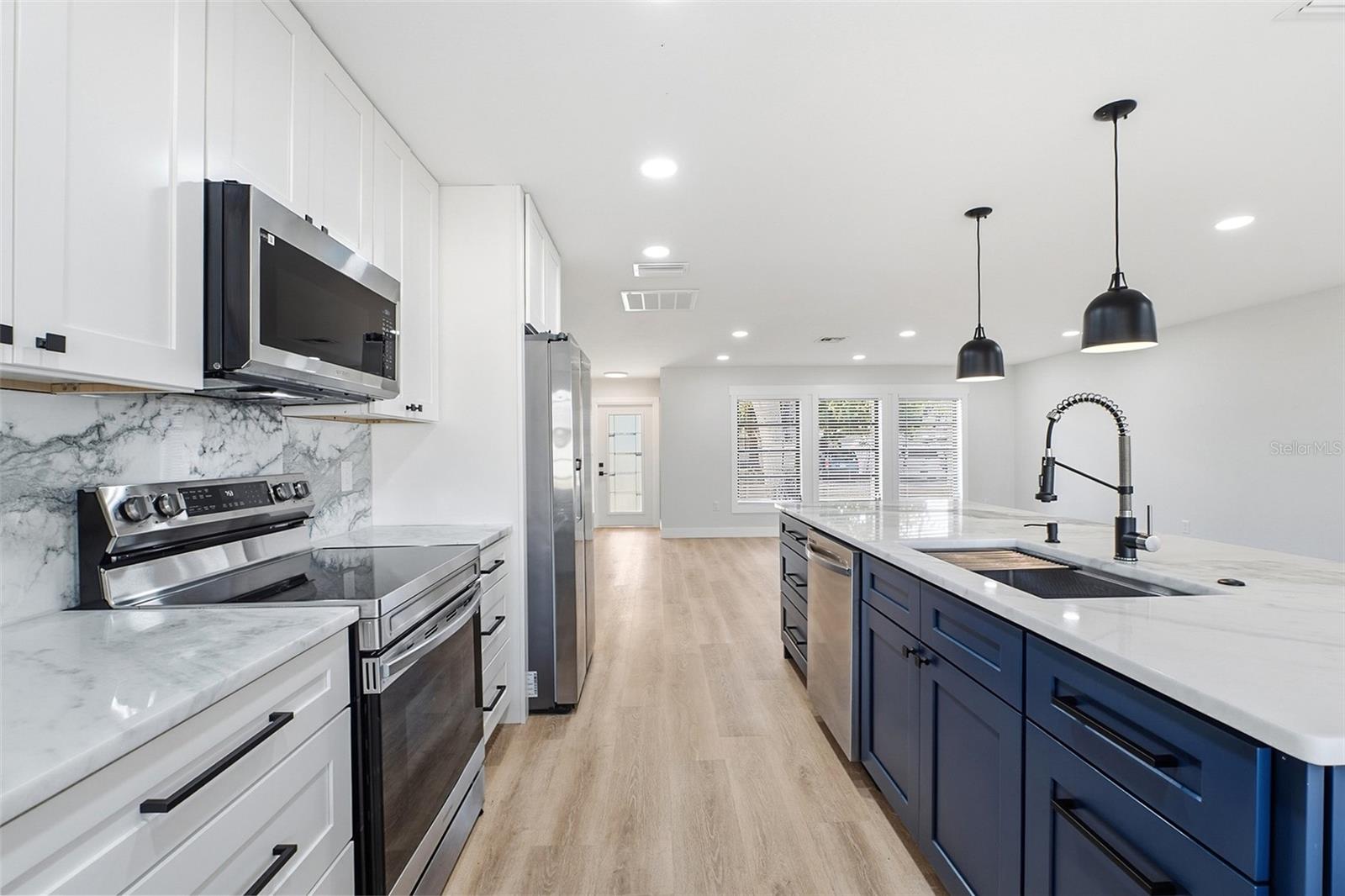 Image 19 of 36 For 1773 Coconut Drive