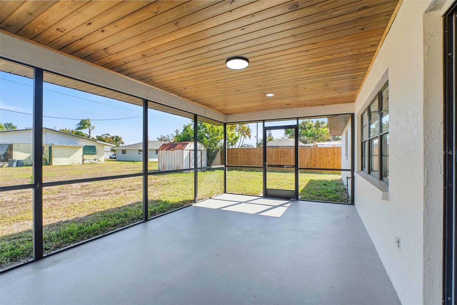 Image 27 of 36 For 1773 Coconut Drive