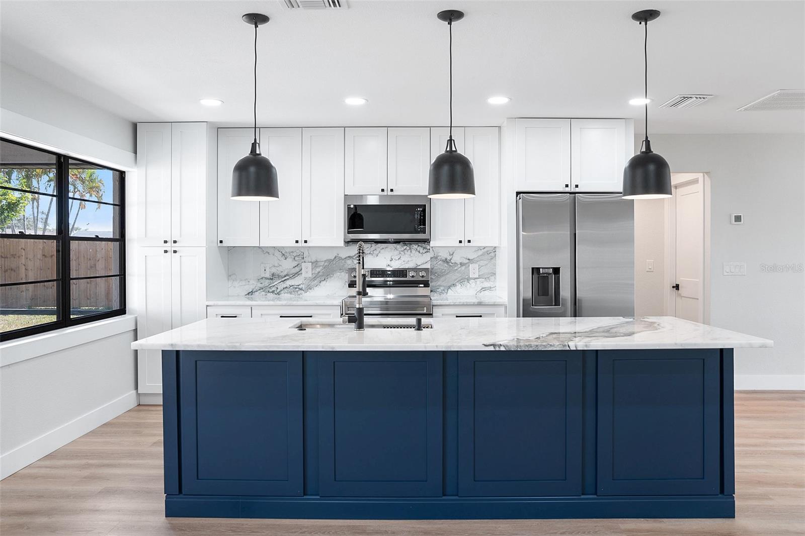 Image 7 of 36 For 1773 Coconut Drive