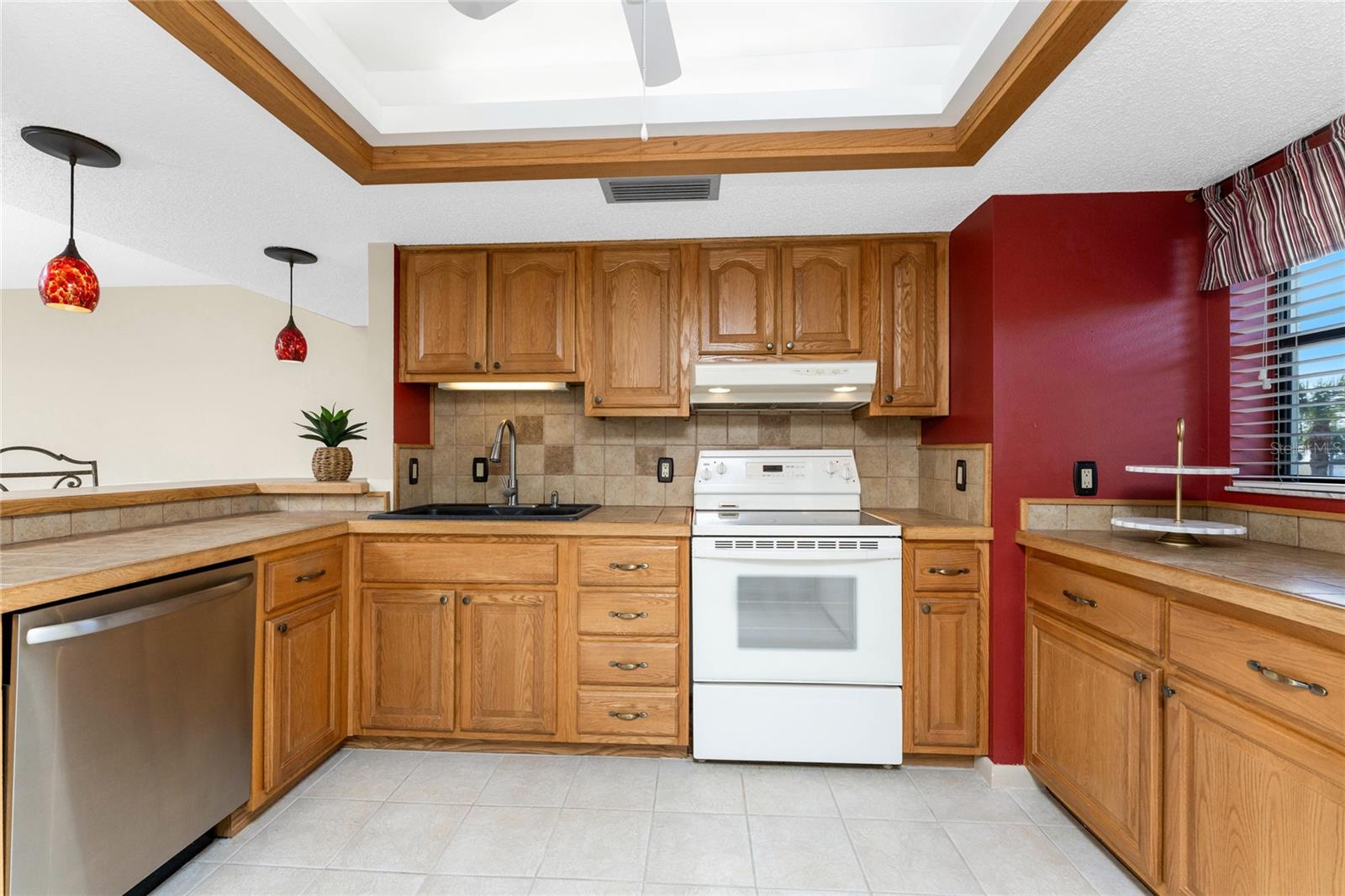 Image 13 of 59 For 301 Islamorada Boulevard 22b