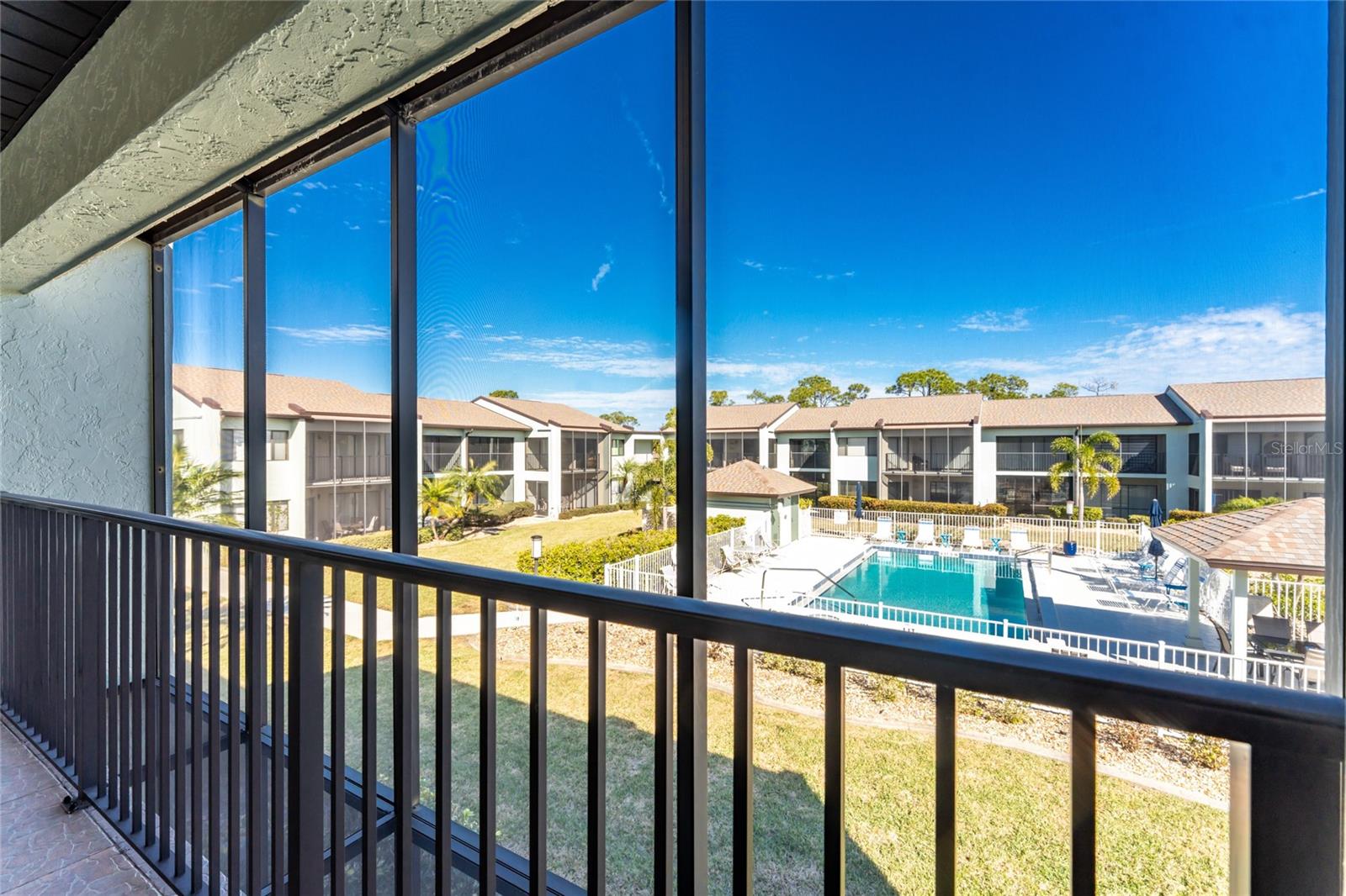 Image 18 of 59 For 301 Islamorada Boulevard 22b