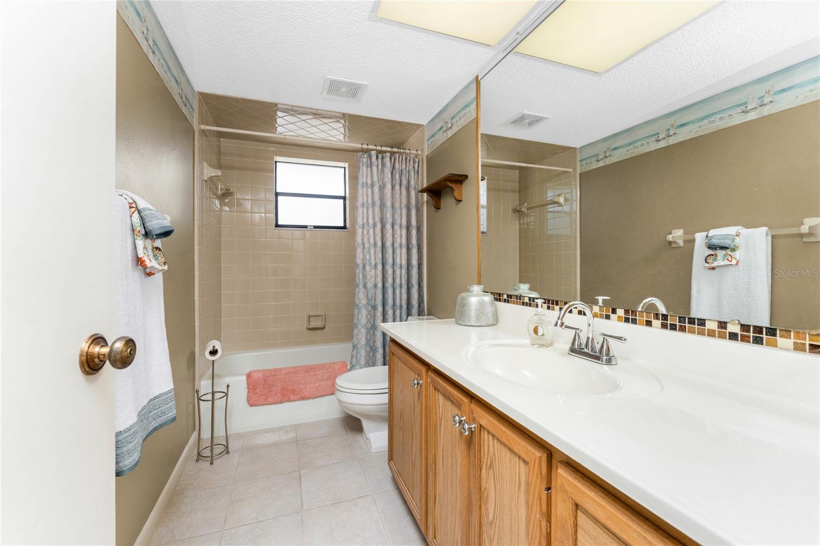 Image 34 of 59 For 301 Islamorada Boulevard 22b