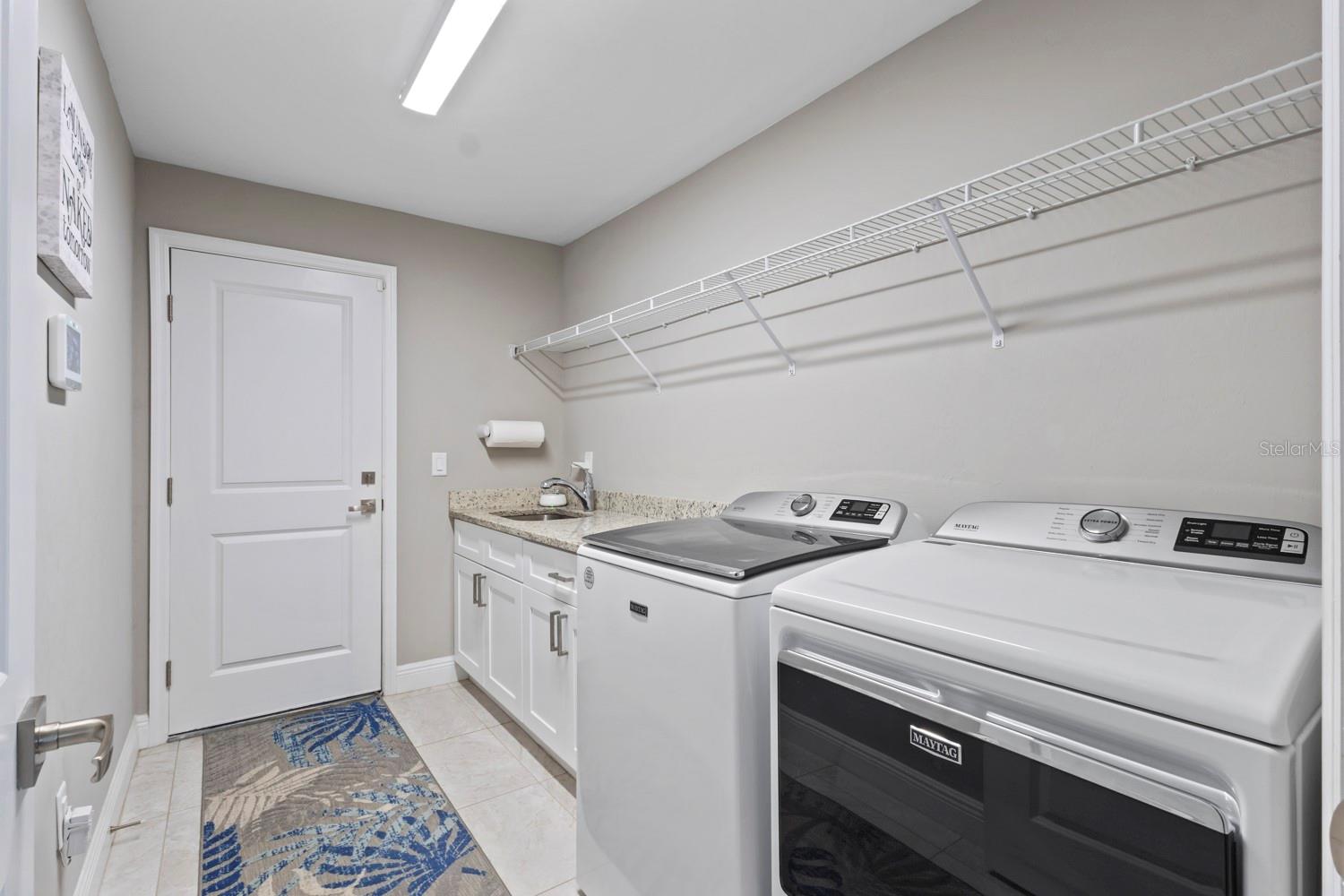 Image 20 of 40 For 633 Carrillon Avenue S