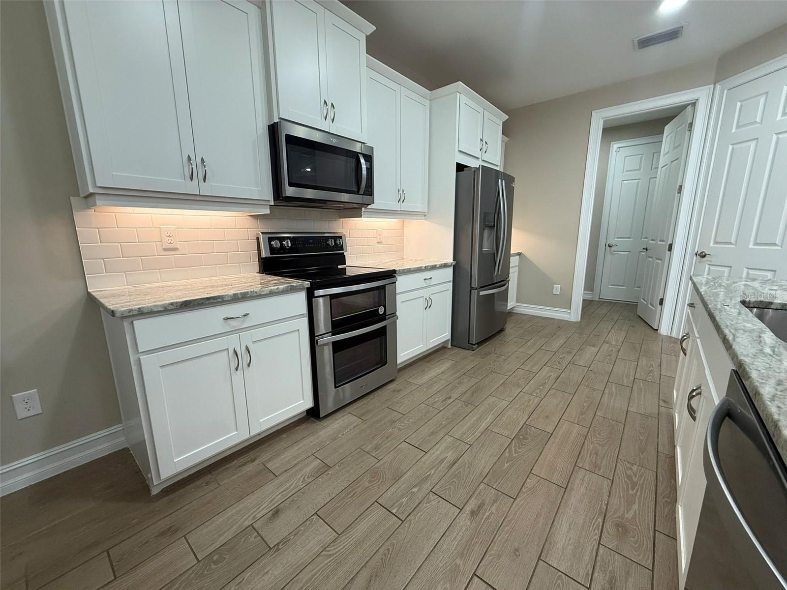 Image 9 of 22 For 1451 Vermouth Lane