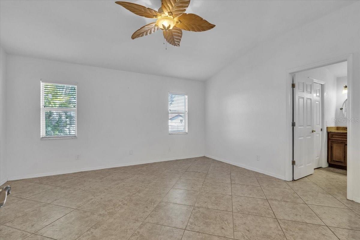 Image 14 of 38 For 26056 Tattersall Lane