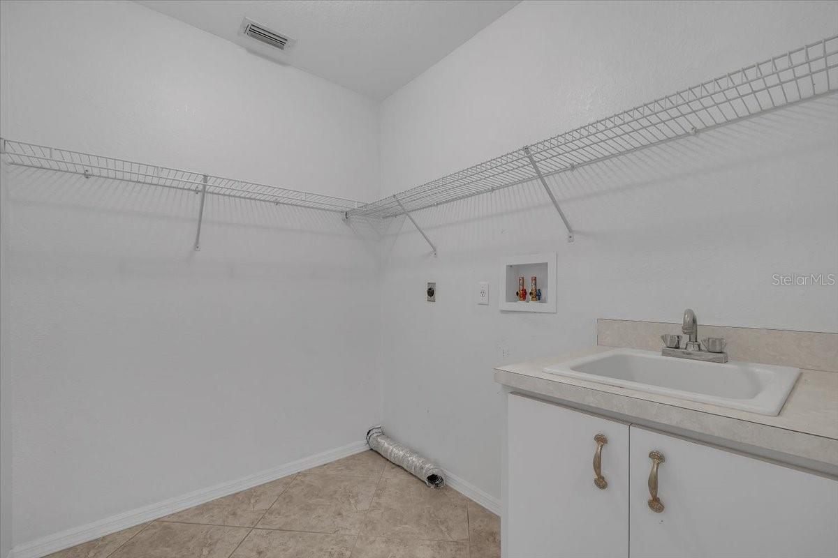 Image 26 of 38 For 26056 Tattersall Lane