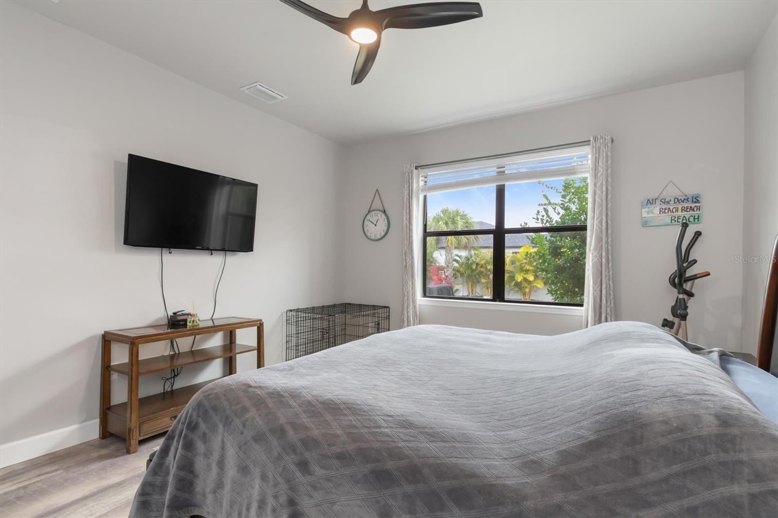 Image 22 of 59 For 2352 Marton Oak Boulevard